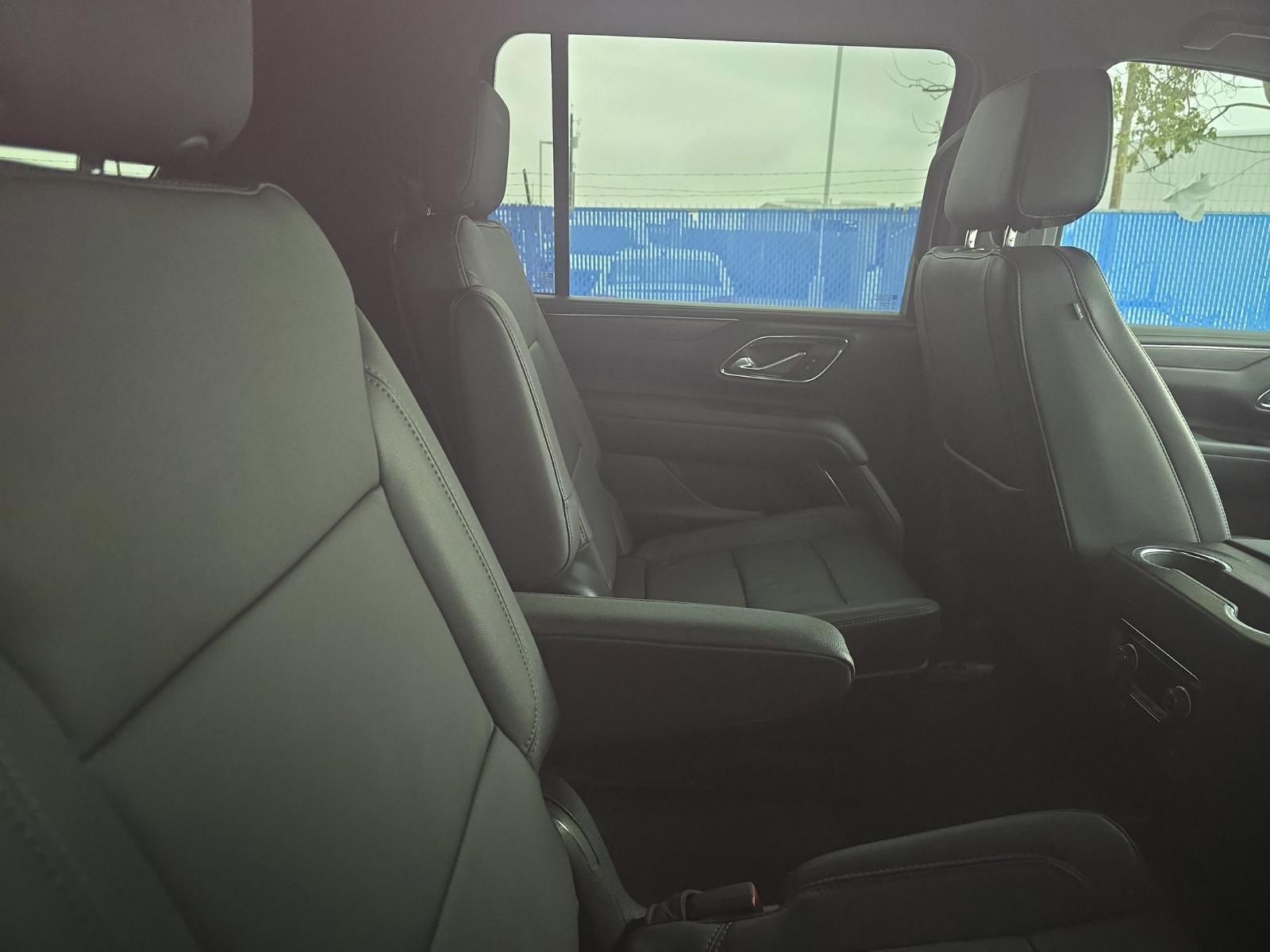 2023 Chevrolet Suburban Vehicle Photo in Seguin, TX 78155
