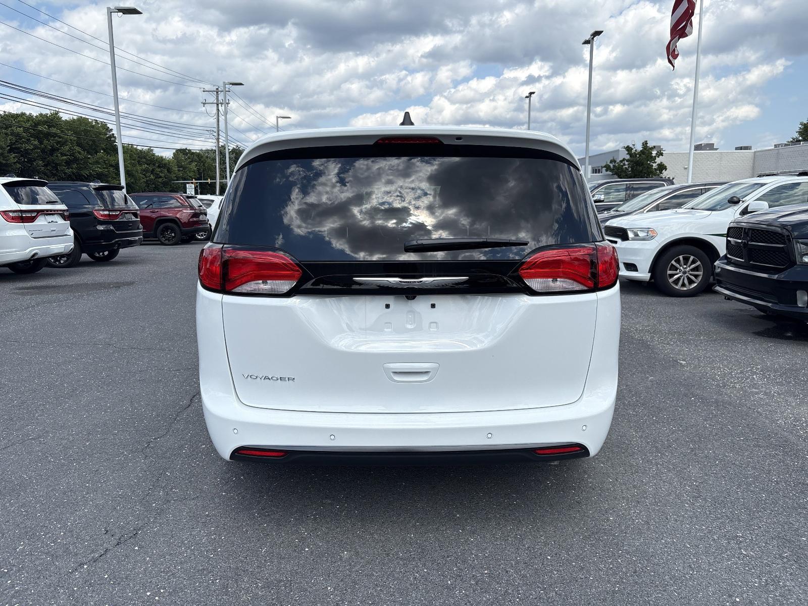 2025 Chrysler Voyager Vehicle Photo in Mechanicsburg, PA 17050-1707