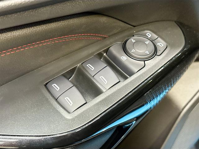 2025 Chevrolet Trax Vehicle Photo in EVERETT, WA 98203-5662