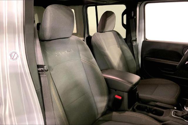 2024 Jeep Wrangler Vehicle Photo in Kansas City, MO 64114