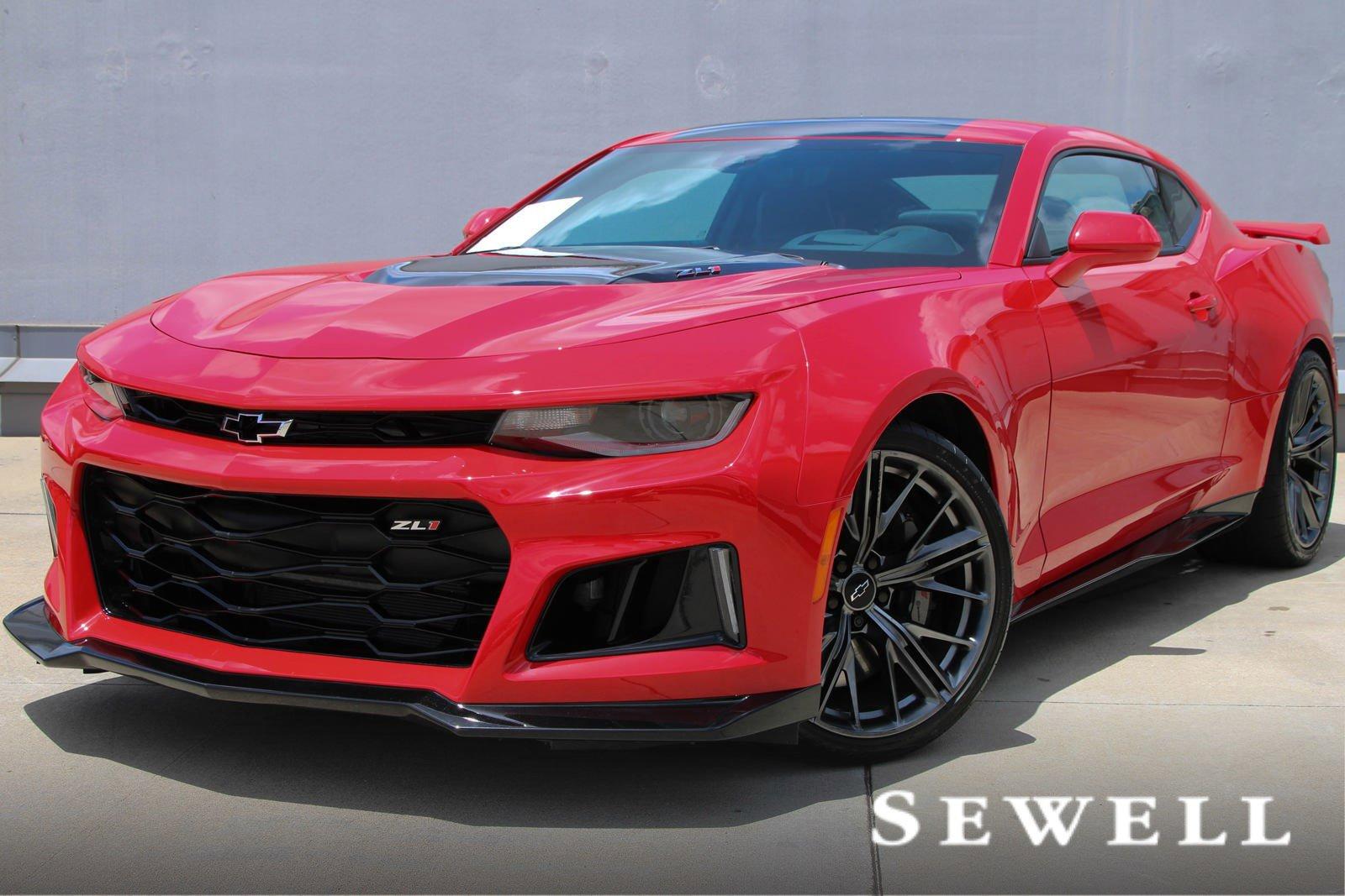 2024 Chevrolet Camaro Vehicle Photo in DALLAS, TX 75209-3016