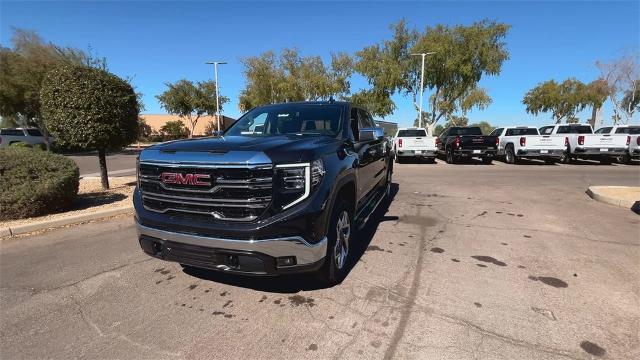 2025 GMC Sierra 1500 Vehicle Photo in GOODYEAR, AZ 85338-1310