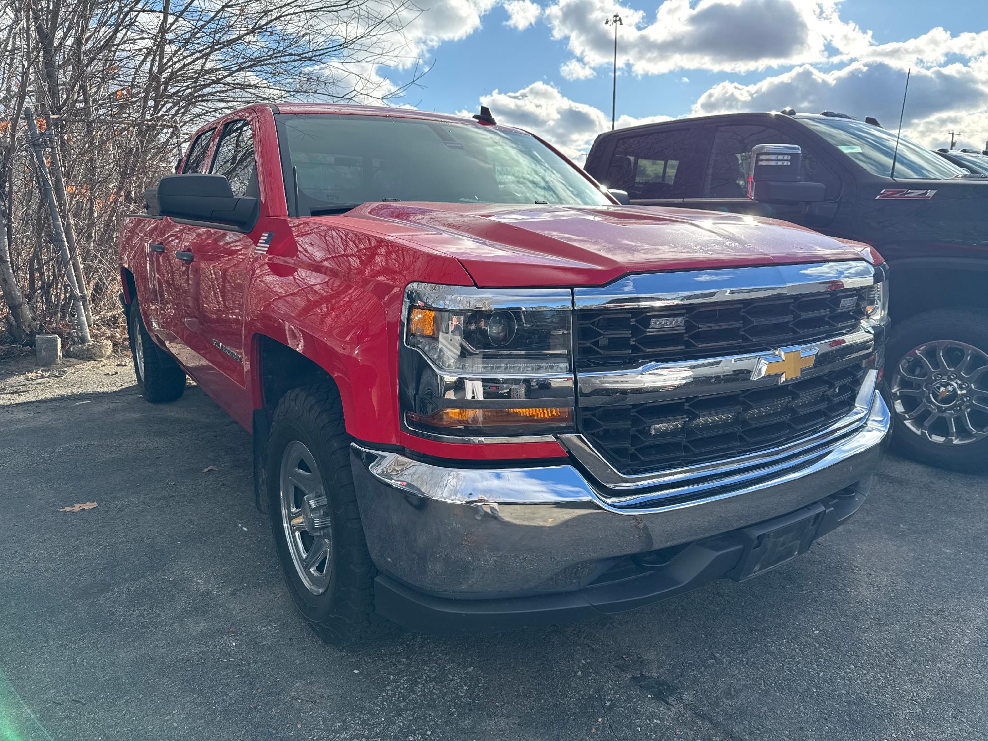 2018 Chevrolet Silverado 1500 Vehicle Photo in SOUTH PORTLAND, ME 04106-1997