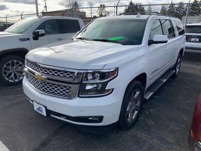 2017 Chevrolet Suburban Vehicle Photo in APPLETON, WI 54914-4656