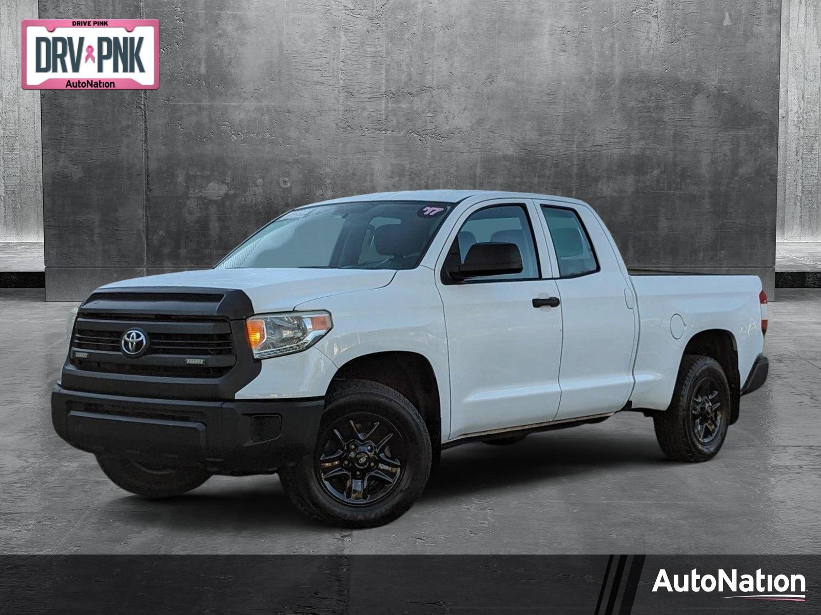 2017 Toyota Tundra 4WD Vehicle Photo in Sanford, FL 32771