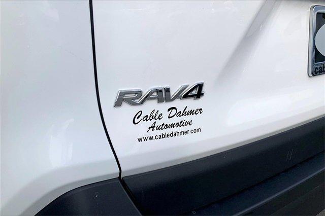 2021 Toyota RAV4 Vehicle Photo in INDEPENDENCE, MO 64055-1377