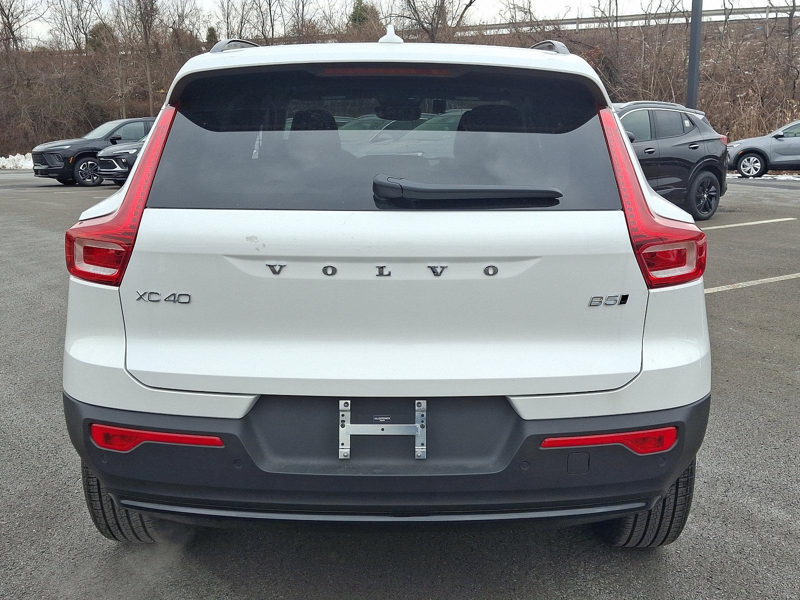 2025 Volvo XC40 Vehicle Photo in Trevose, PA 19053