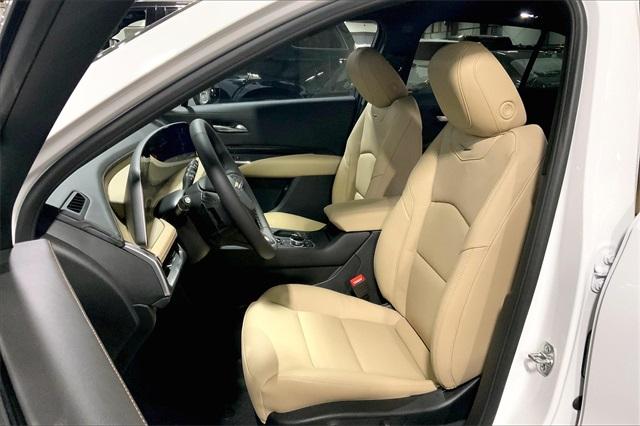 2025 Cadillac XT4 Vehicle Photo in KANSAS CITY, MO 64114-4545