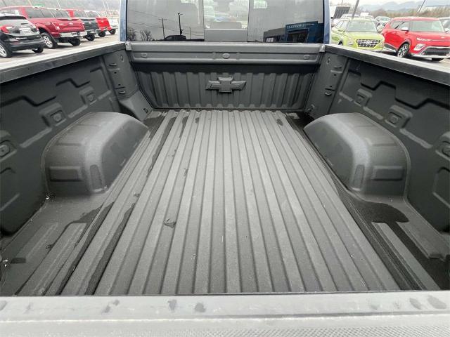 2023 Chevrolet Silverado 1500 Vehicle Photo in ALCOA, TN 37701-3235