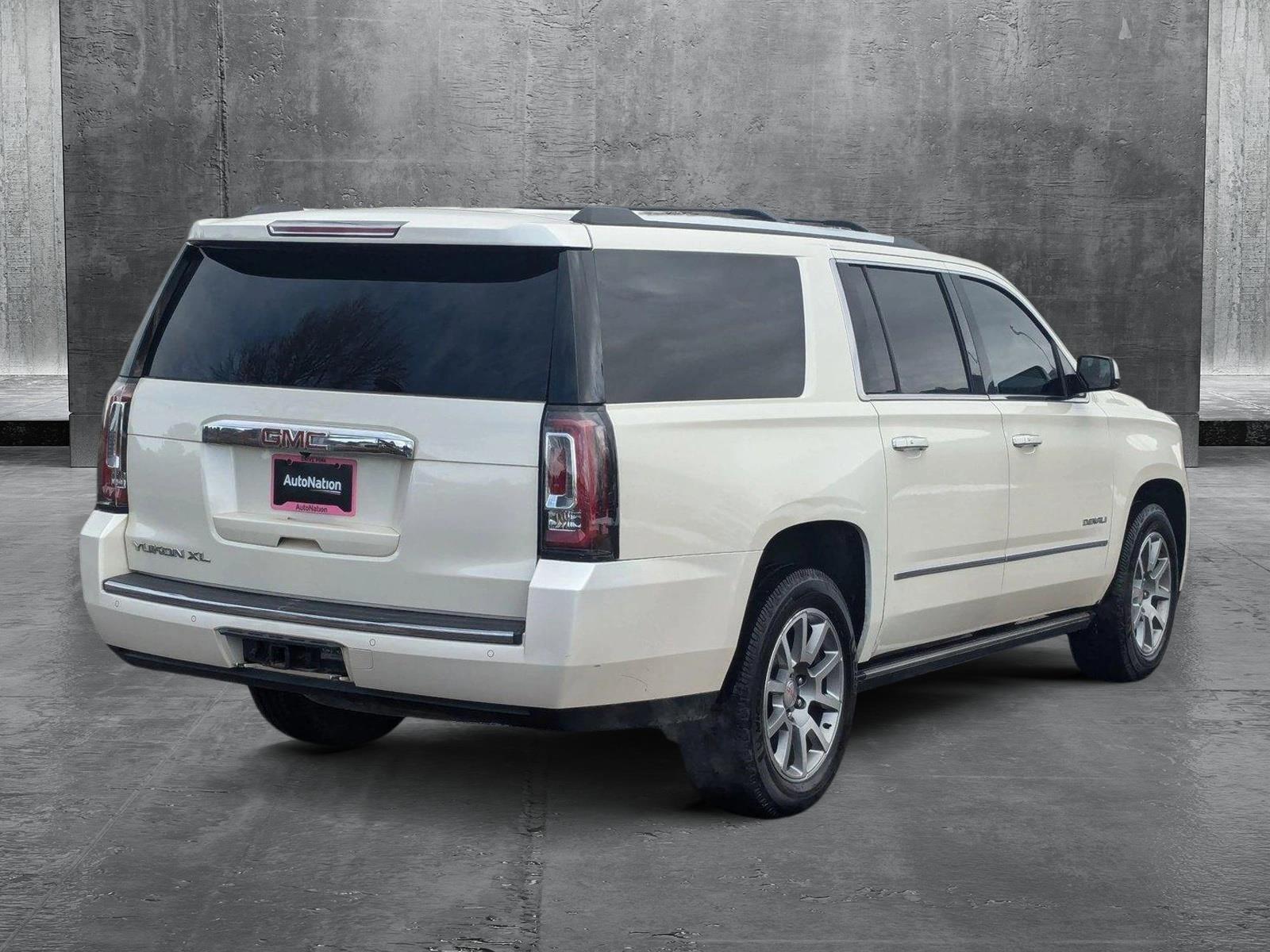 2015 GMC Yukon XL Vehicle Photo in LONE TREE, CO 80124-2750