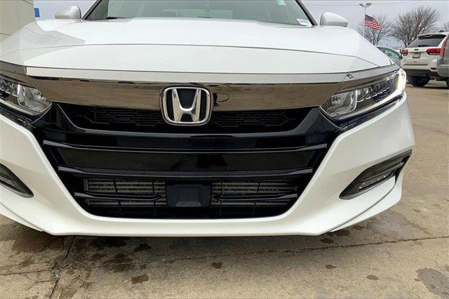 2019 Honda Accord Sedan Vehicle Photo in TOPEKA, KS 66609-0000