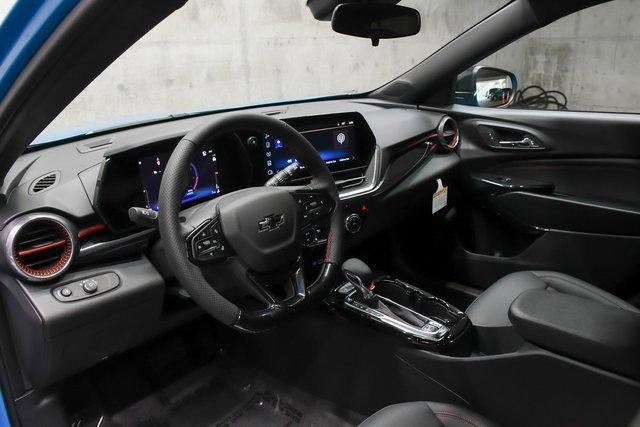 2025 Chevrolet Trax Vehicle Photo in EVERETT, WA 98203-5662