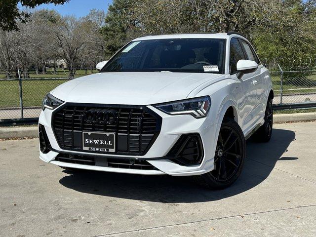 2025 Audi Q3 Vehicle Photo in HOUSTON, TX 77090