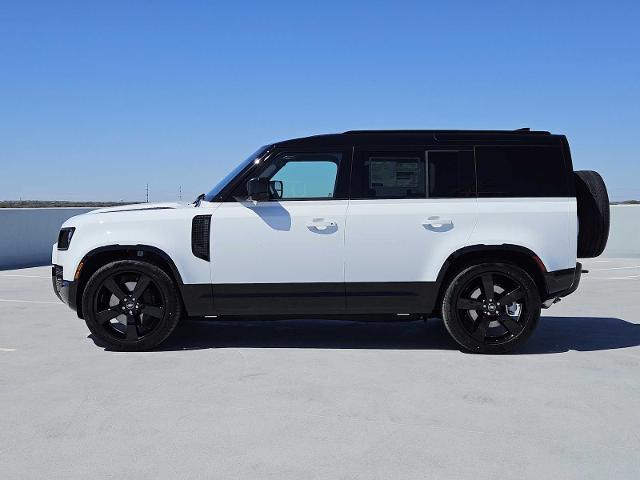 2025 Defender Vehicle Photo in AUSTIN, TX 78717