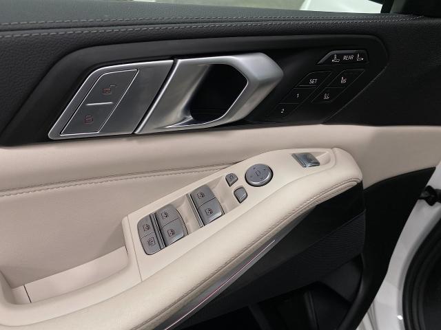 2022 BMW X7 xDrive40i Vehicle Photo in Appleton, WI 54913