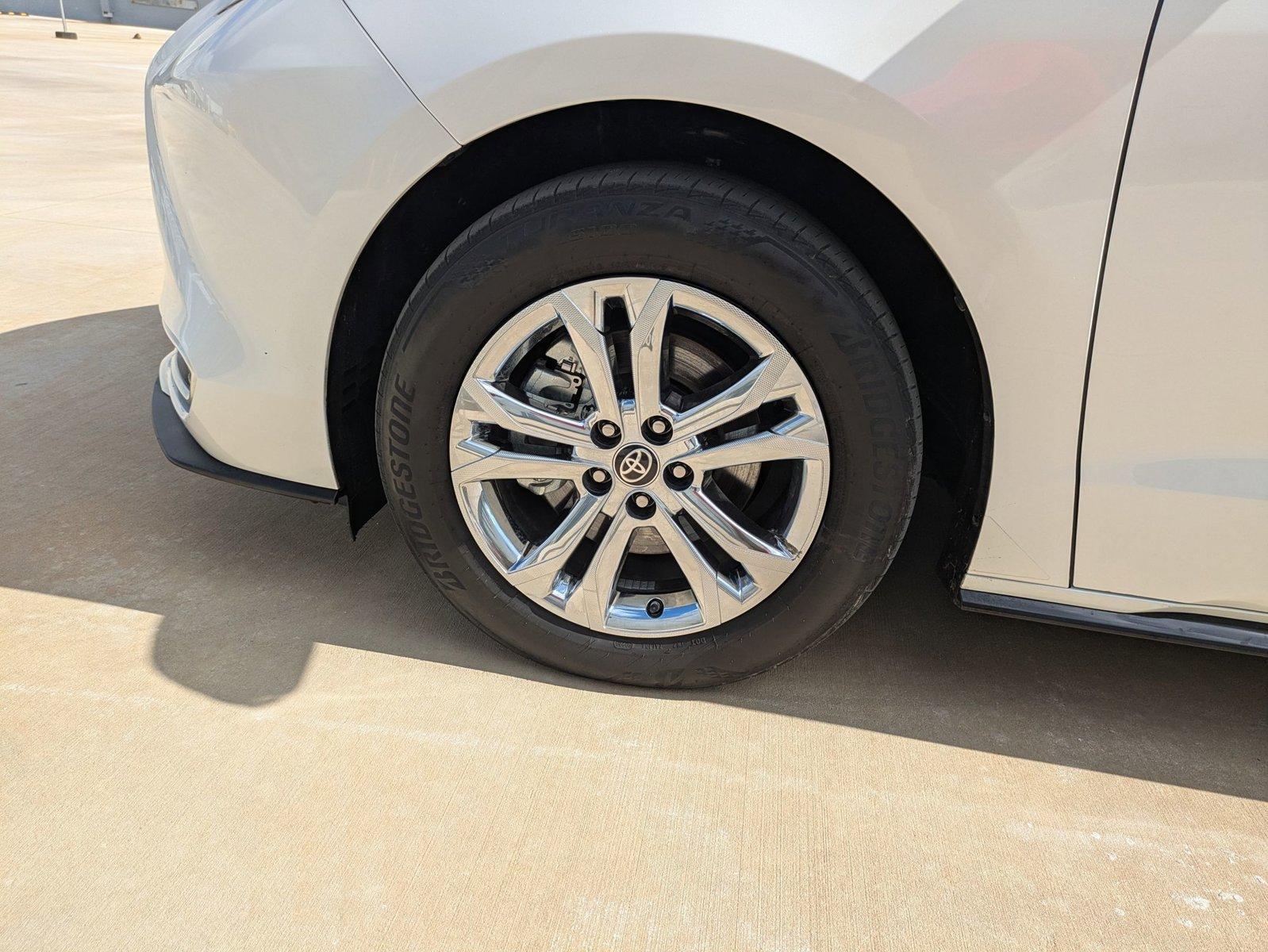 2024 Toyota Sienna Vehicle Photo in Winter Park, FL 32792