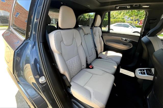 2025 Volvo XC90 Vehicle Photo in Houston, TX 77007