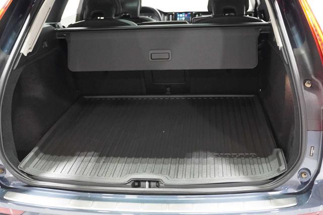 2022 Volvo XC60 Vehicle Photo in GRAPEVINE, TX 76051