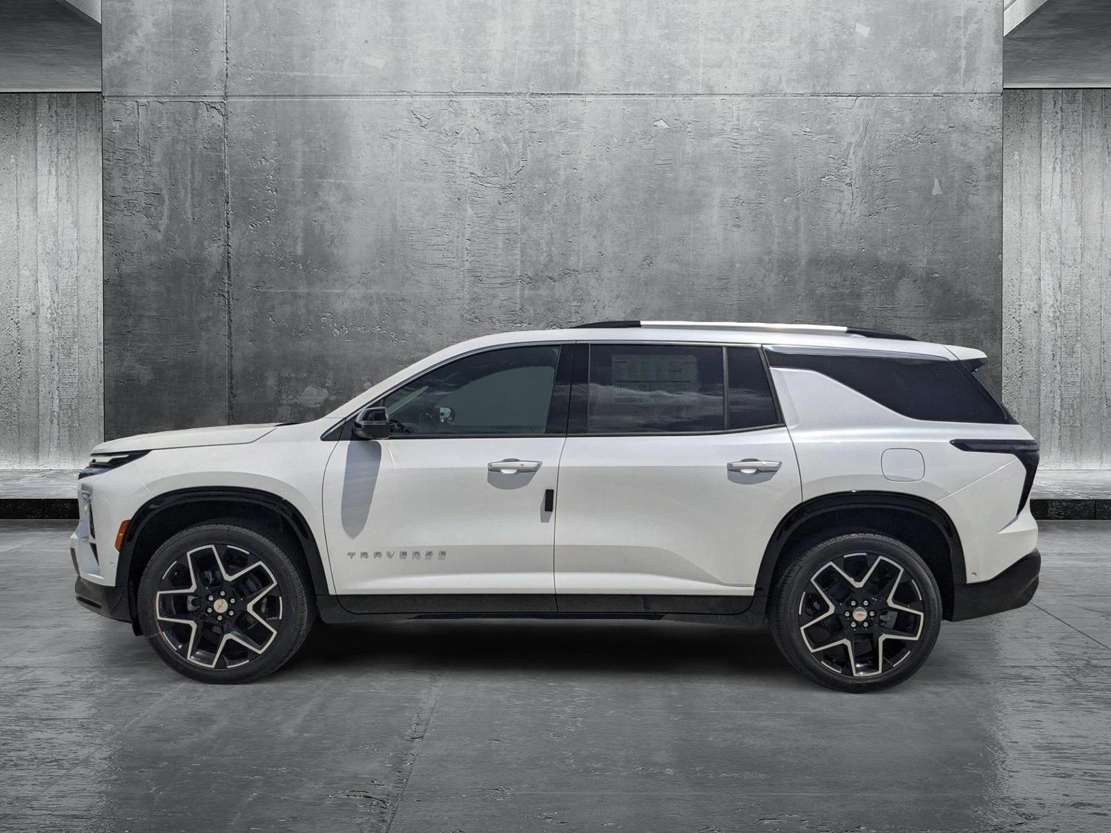 2025 Chevrolet Traverse Vehicle Photo in PEMBROKE PINES, FL 33024-6534