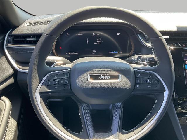2025 Jeep Grand Cherokee Vehicle Photo in Kaukauna, WI 54130