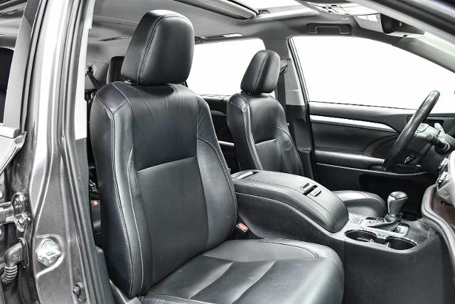 2019 Toyota Highlander Vehicle Photo in DALLAS, TX 75235