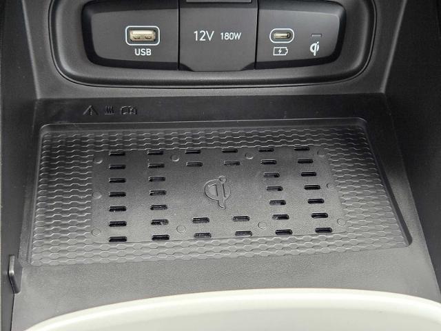 2024 Hyundai VENUE Vehicle Photo in DENTON, TX 76210-9321