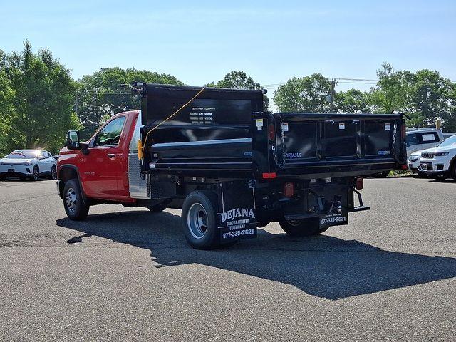2025 Chevrolet Silverado 3500 HD Chassis Cab Vehicle Photo in DANBURY, CT 06810-5034