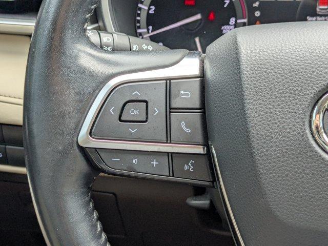 2021 Toyota Highlander Vehicle Photo in BRUNSWICK, GA 31525-1881