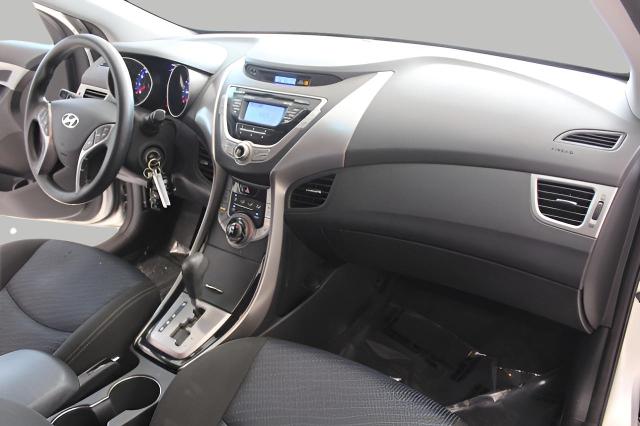 2013 Hyundai ELANTRA Coupe Vehicle Photo in Green Bay, WI 54304