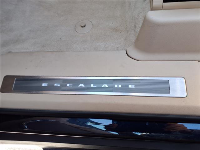 2021 Cadillac Escalade ESV Vehicle Photo in SMITHTOWN, NY 11787-5023