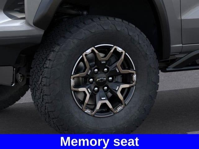 2025 Chevrolet Colorado Vehicle Photo in BROCKTON, MA 02301-7113
