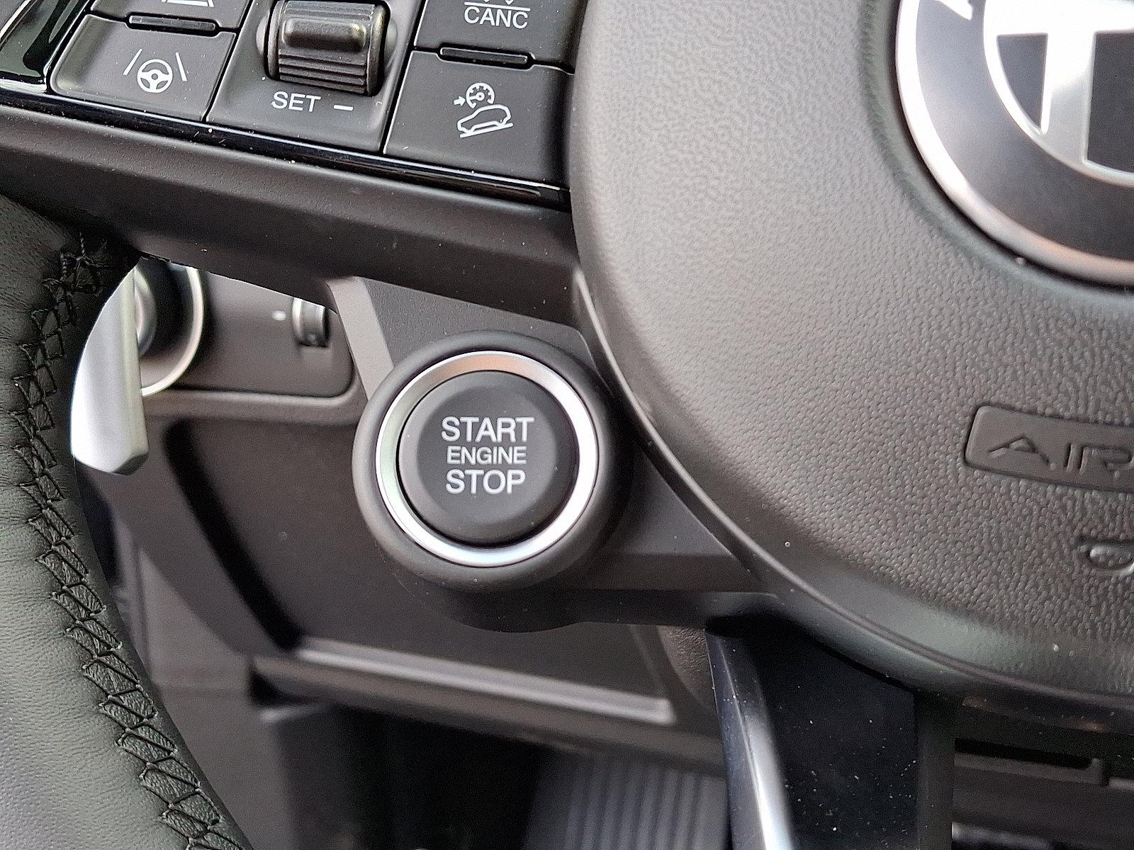2025 Alfa Romeo Stelvio Vehicle Photo in Willow Grove, PA 19090