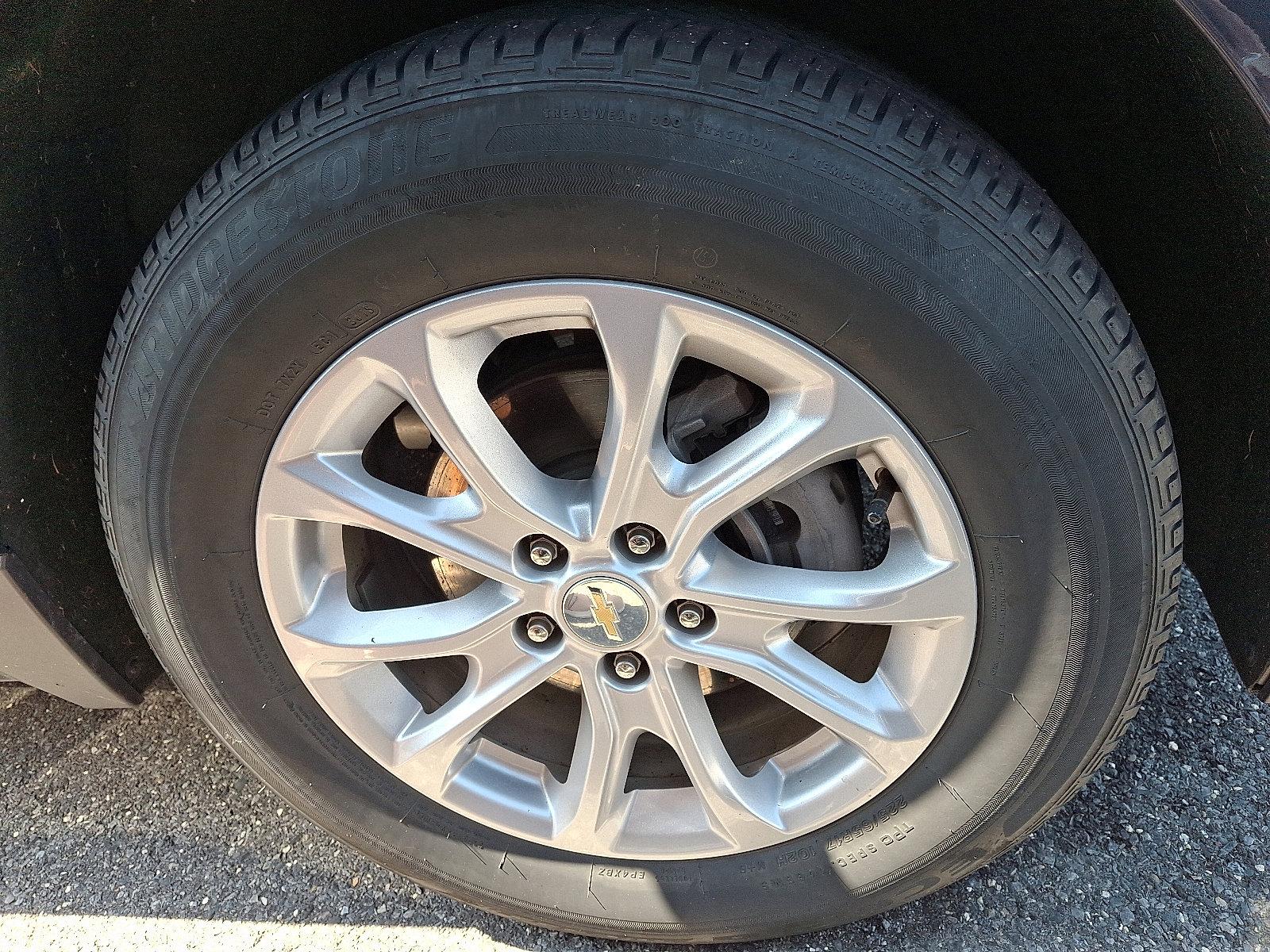 2019 Chevrolet Equinox Vehicle Photo in BETHLEHEM, PA 18017-9401