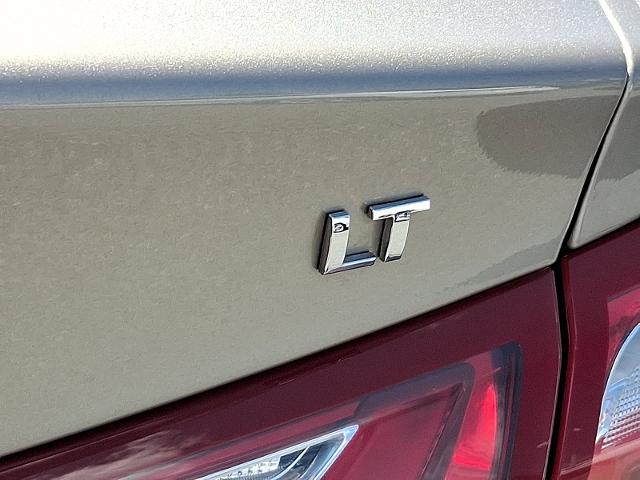 2022 Chevrolet Malibu Vehicle Photo in HARRISBURG, PA 17111-1033