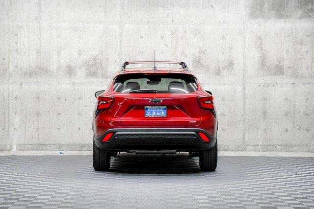 2025 Chevrolet Trax Vehicle Photo in EVERETT, WA 98203-5662