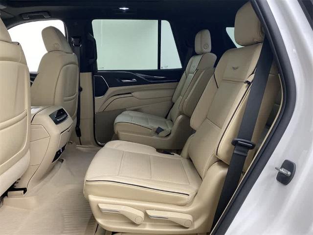 2022 Cadillac Escalade Vehicle Photo in PORTLAND, OR 97225-3518