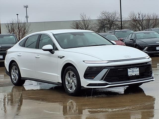 2025 Hyundai SONATA Vehicle Photo in Peoria, IL 61615