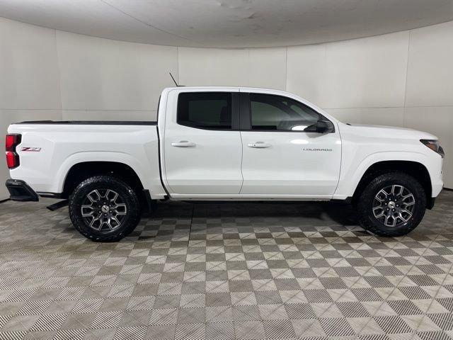 2025 Chevrolet Colorado Vehicle Photo in PHOENIX, AZ 85014-3381