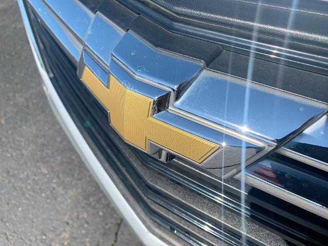 2022 Chevrolet Equinox Vehicle Photo in MOON TOWNSHIP, PA 15108-2571