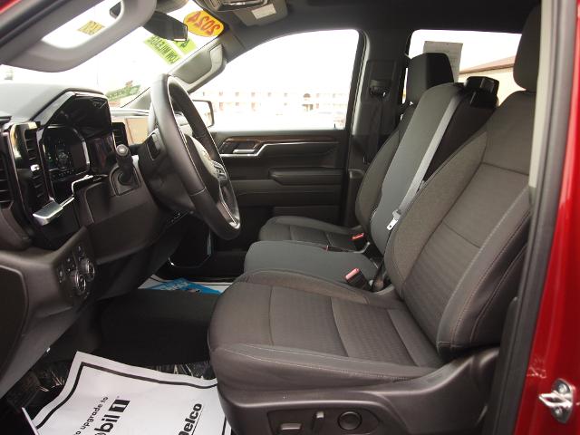 2024 Chevrolet Silverado 1500 Vehicle Photo in MADISON, IN 47250-1611