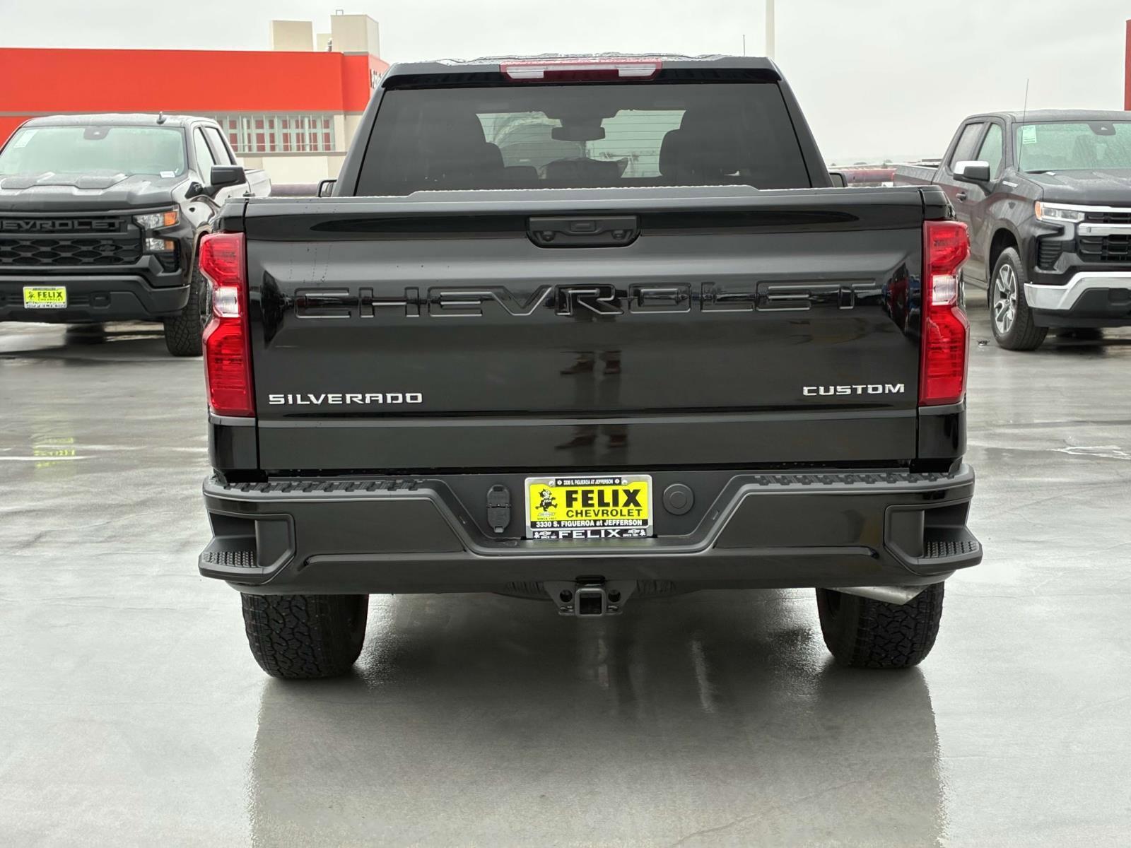 2025 Chevrolet Silverado 1500 Vehicle Photo in LOS ANGELES, CA 90007-3794