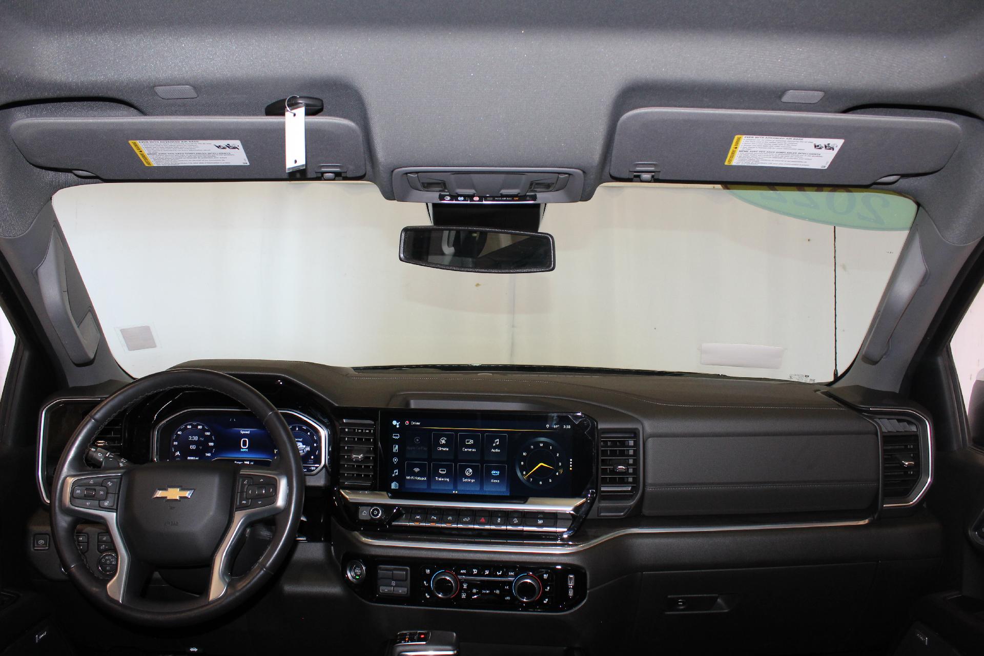 2022 Chevrolet Silverado 1500 Vehicle Photo in NORTHAMPTON, MA 01060-1120