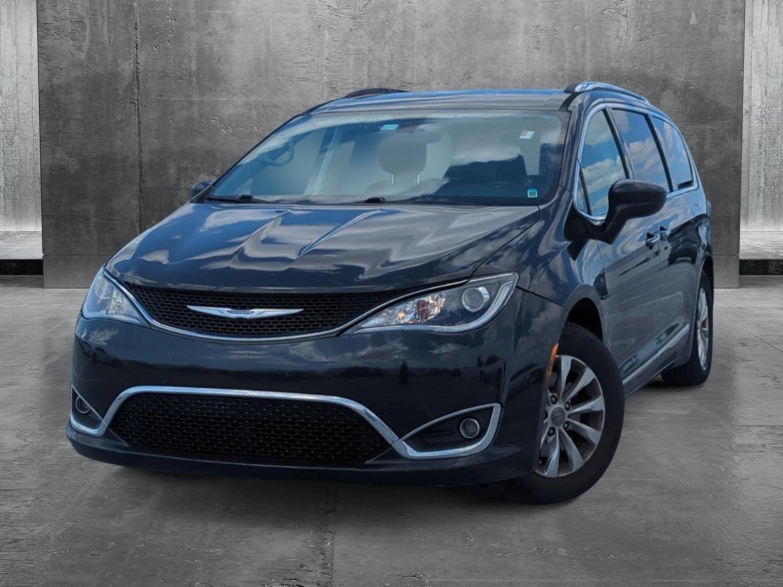 2018 Chrysler Pacifica Vehicle Photo in Ft. Myers, FL 33907