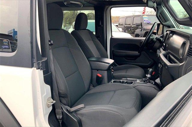 2021 Jeep Wrangler Vehicle Photo in KANSAS CITY, MO 64114-4502