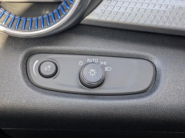 2025 Chevrolet Trax Vehicle Photo in BRUNSWICK, GA 31525-1881