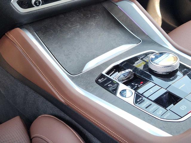 2024 BMW X6 xDrive40i Vehicle Photo in PLANO, TX 75024