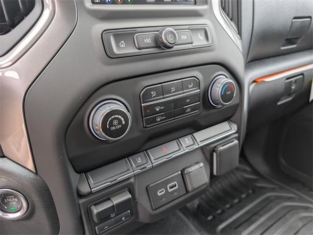 2025 Chevrolet Silverado 3500 HD Vehicle Photo in ENGLEWOOD, CO 80113-6708