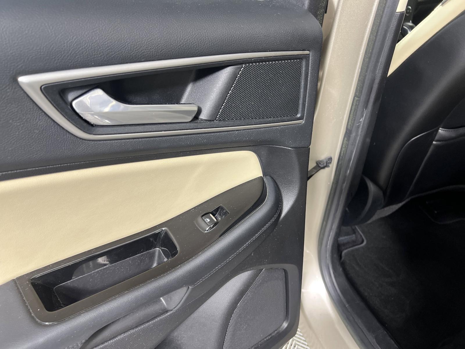 2017 Ford Edge Vehicle Photo in GEORGETOWN, TX 78626-7508