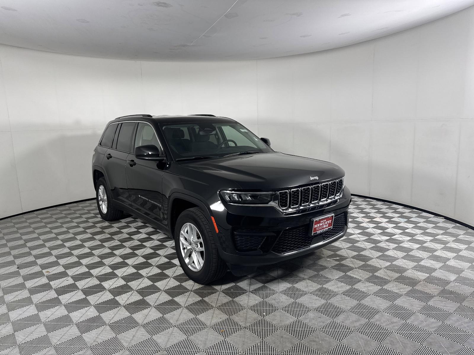 2024 Jeep Grand Cherokee Vehicle Photo in GEORGETOWN, TX 78626-7508