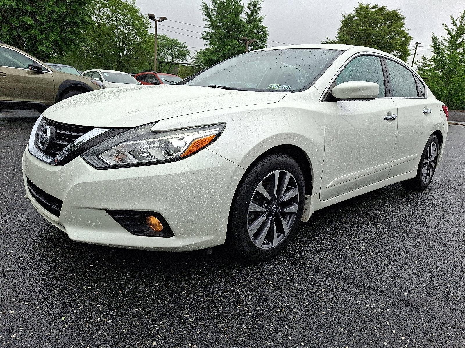 2017 Nissan Altima Vehicle Photo in Easton, PA 18045